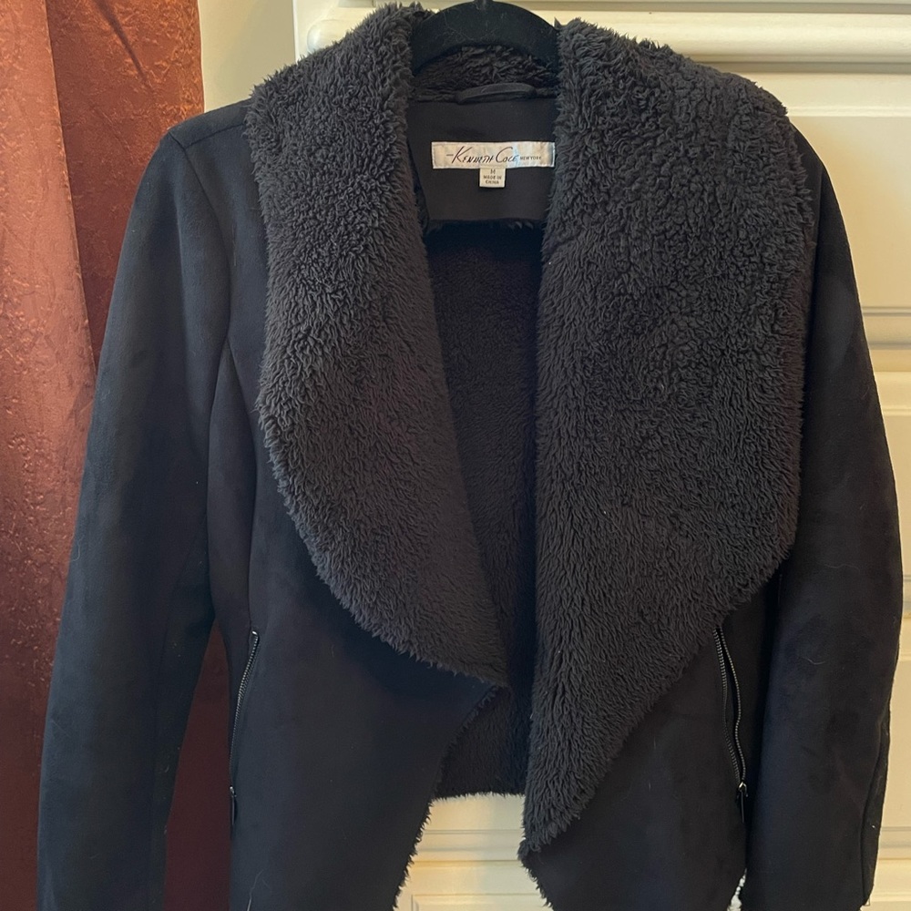 Women’s black fur and suede jacket! For fall or winter!